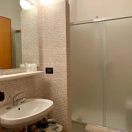 Nepitella Casa Vacanze 펜션 갈라토네