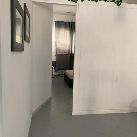 Nepitella Casa Vacanze 펜션 갈라토네