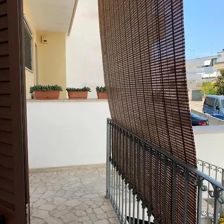 Nepitella Casa Vacanze 갈라토네